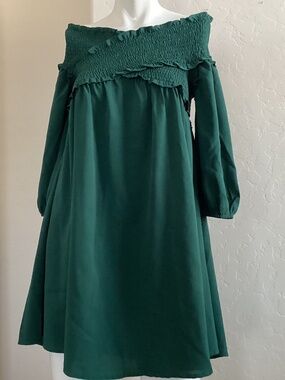 Symphony, NEW WITH TAGS, size S, midi, on or off shoulder